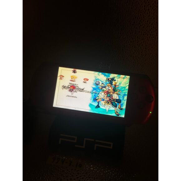 psp 3000 w/charger & new battery - Picture 5 of 7